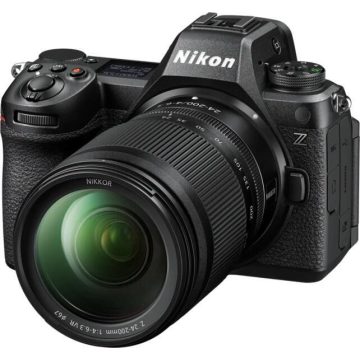   Nikon Z6 III + 24-200mm f/4-6.3 VR MILC (VOA130K003) Digitális fényképezőgép